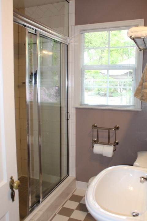 4829 Barfield Road Memphis, TN 38117 - Photo 16 of 25