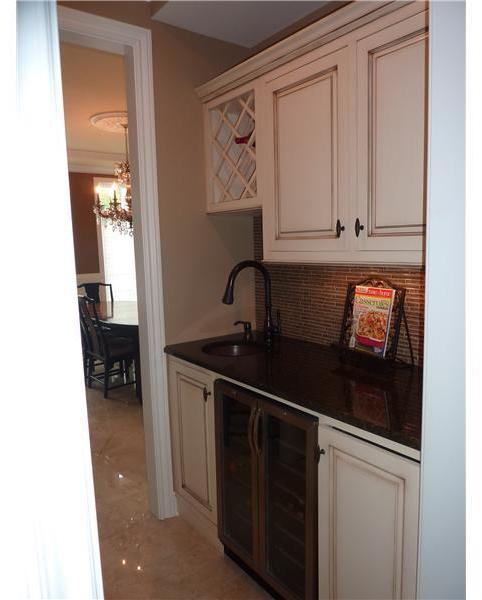 103 Brookside Lane Coraopolis, PA 15108 - Photo 10 of 25