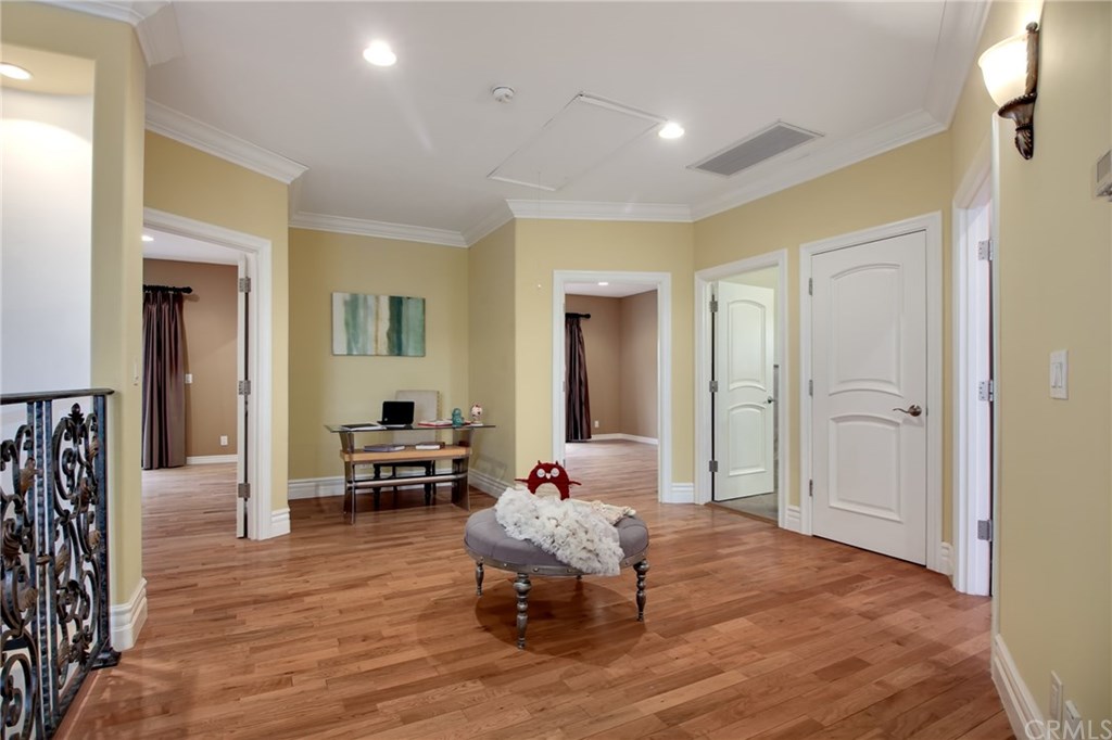 22436 North Summit Ridge Circle Chatsworth, CA 91311 - Photo 27 of 39