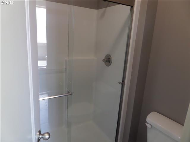 709 Thyme Loop Silverton, OR 97381 - Photo 12 of 16 Gallery Image 12
