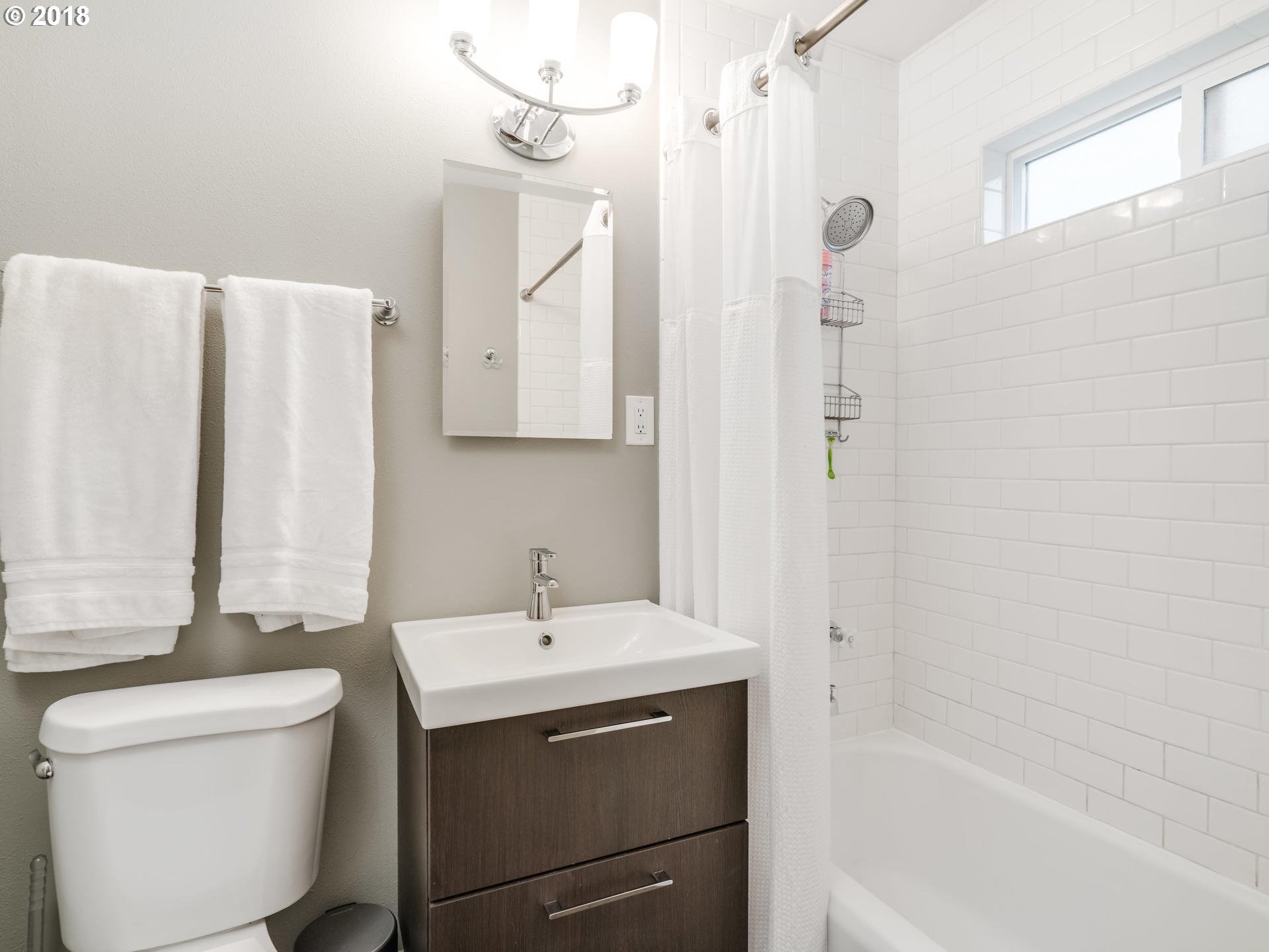 3057 Southwest Flower Terrace Portland, OR 97239 - Photo 19 of 30 Gallery Image 19