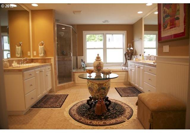 3032 Southwest Comus Street Portland, OR 97219 - Photo 14 of 14 Gallery Image 14