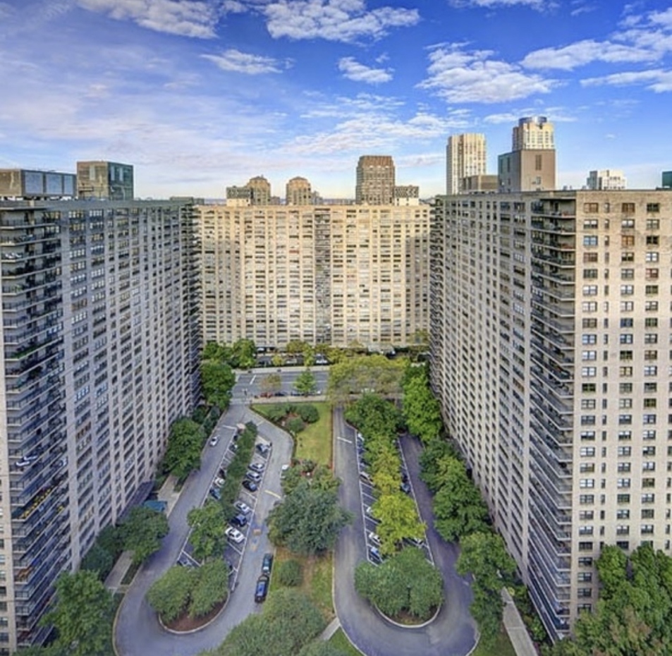 150 West End Avenue, Unit 2J Manhattan, NY 10023 - Photo 6 of 8