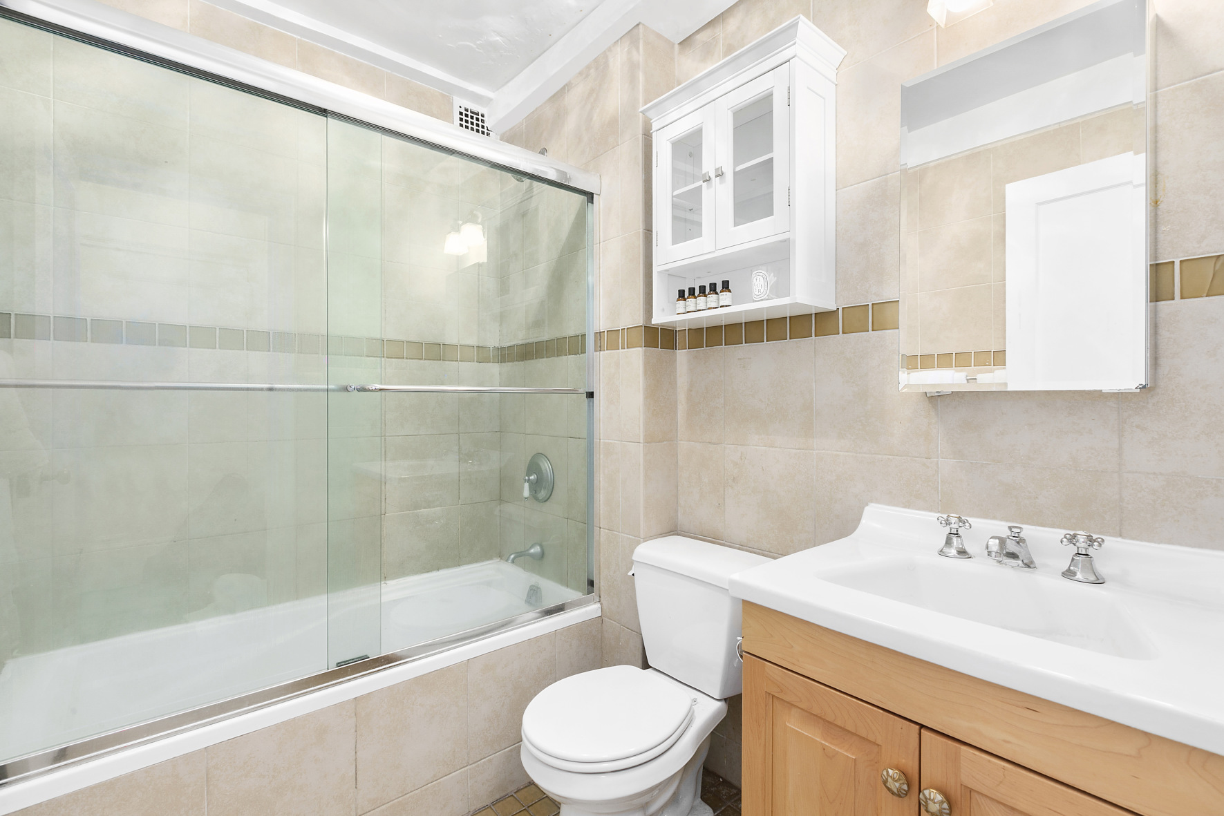 7 Park Avenue, Unit 2H Manhattan, NY 10016 - Photo 4 of 8