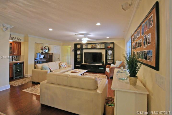 3 Saddleback Road Tequesta, FL 33469 - Photo 14 of 38 Gallery Image 14
