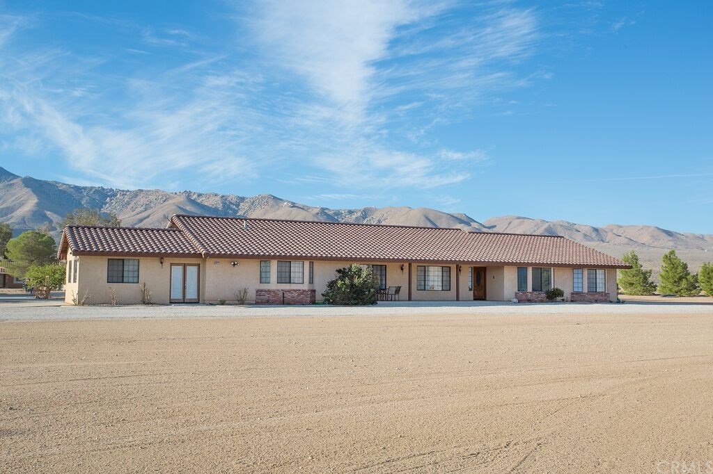 28733 Desert View Road, Unit B Lucerne Valley, CA 92356 - Photo 1 of 1 Gallery Image 1