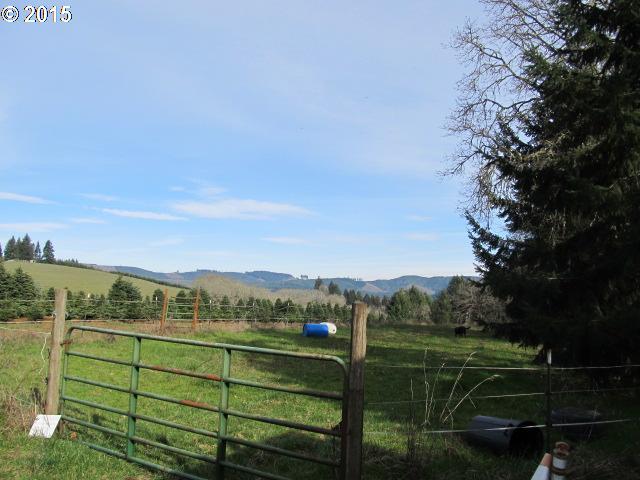 55499 Southwest Sain Creek Road Gaston, OR 97119 - Photo 12 of 16 Gallery Image 12