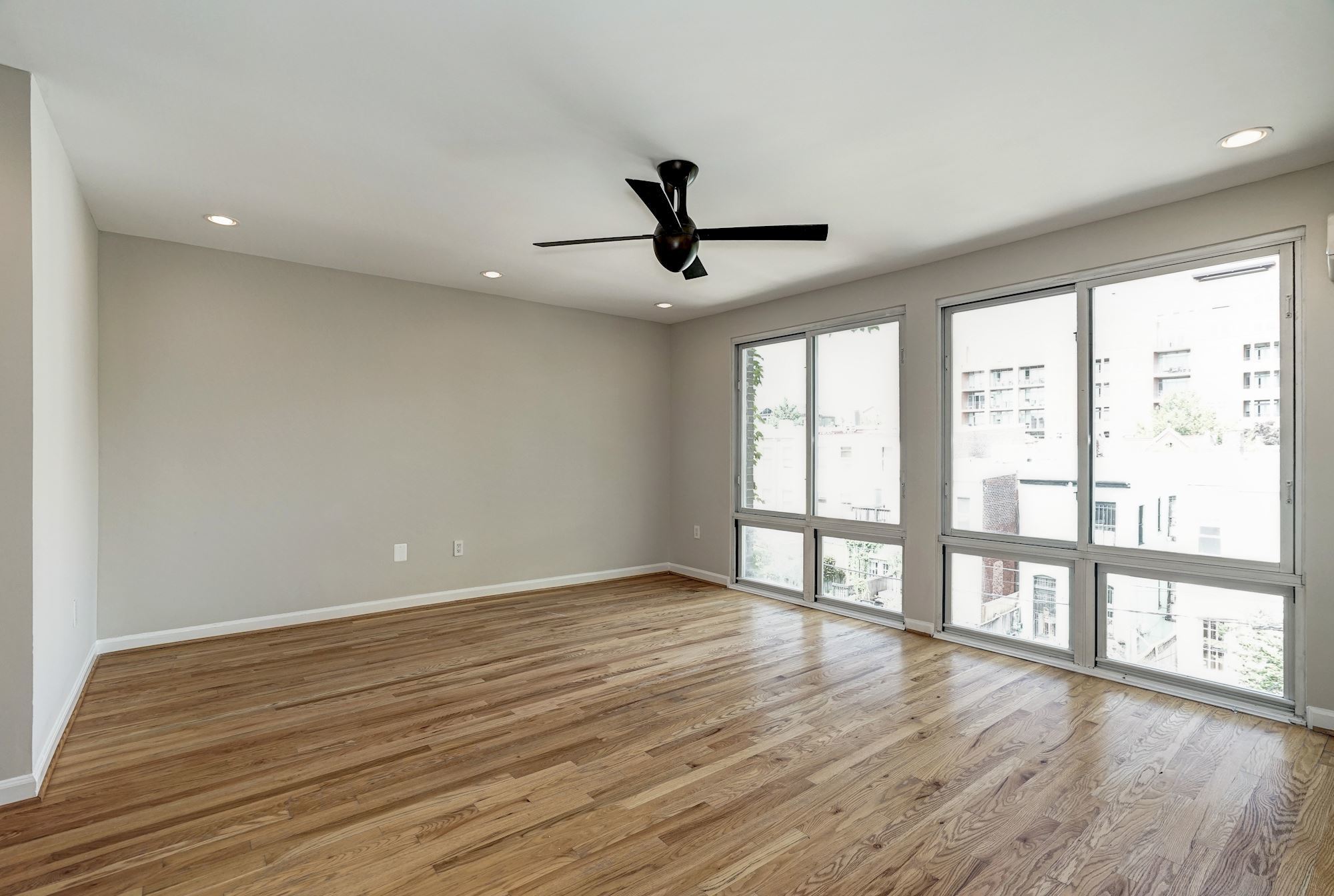 1309 T Street Northwest, Unit 2 Washington, DC 20009 - Photo 21 of 30