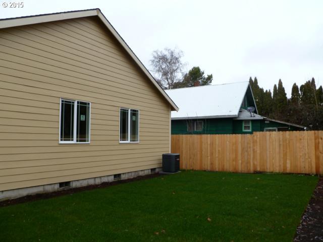 1911 Fir Road Forest Grove, OR 97116 - Photo 2 of 7 Gallery Image 2