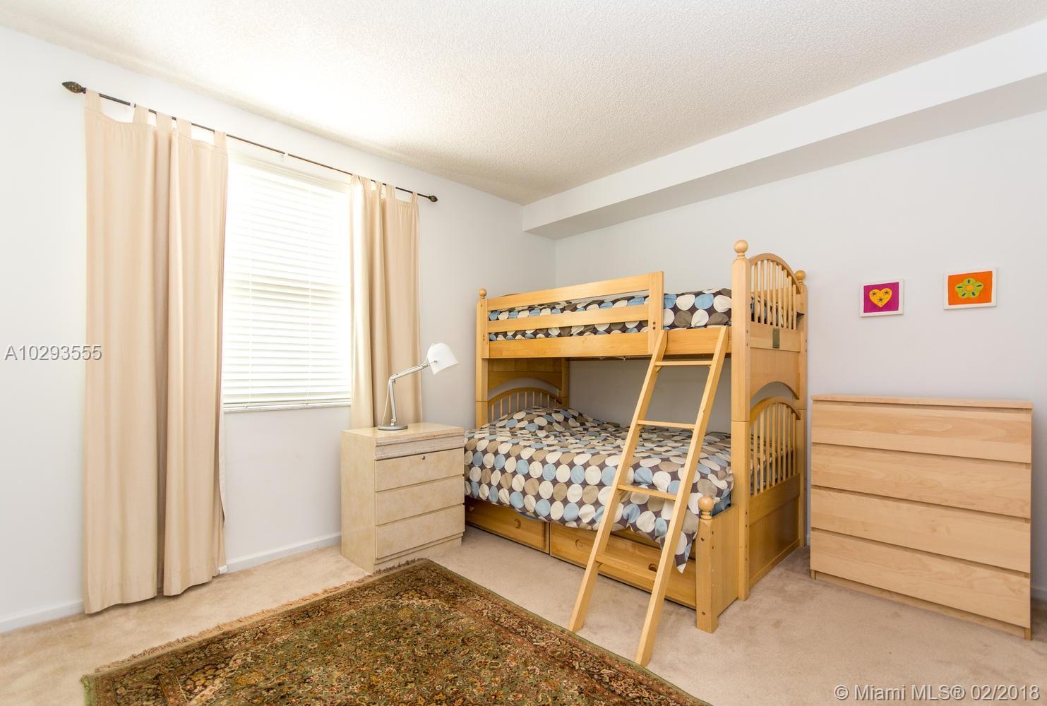 17100 North Bay Road, Unit 1415 Sunny Isles Beach, FL 33160 - Photo 30 of 35