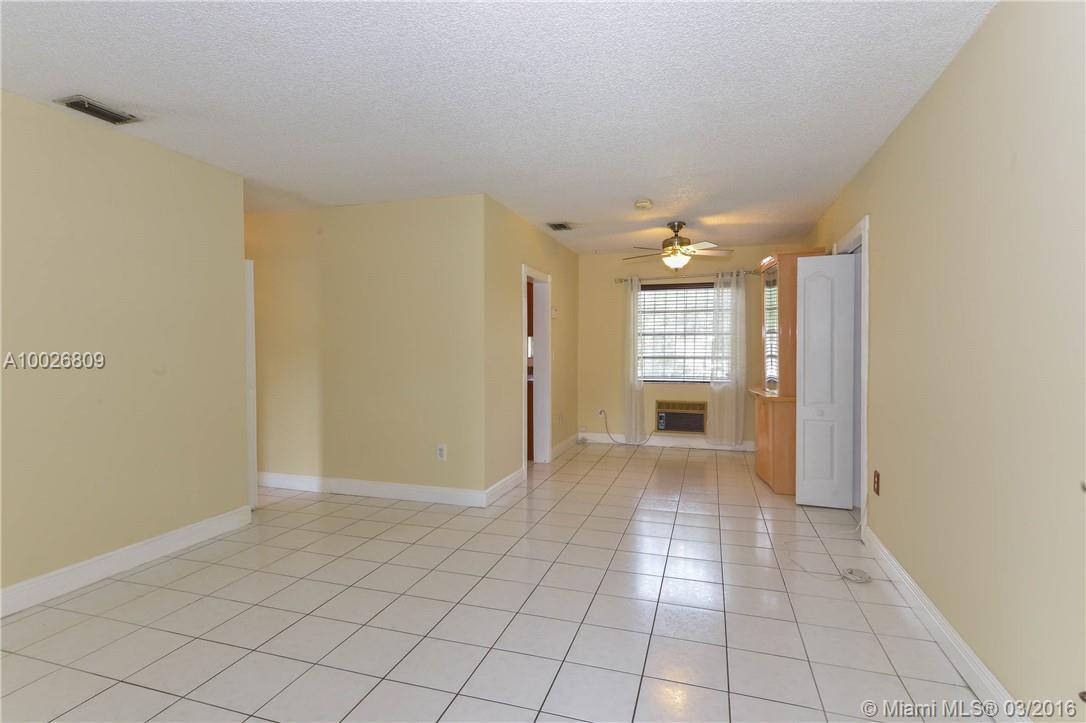 430 Flagami Boulevard Miami, FL 33144 - Photo 8 of 13