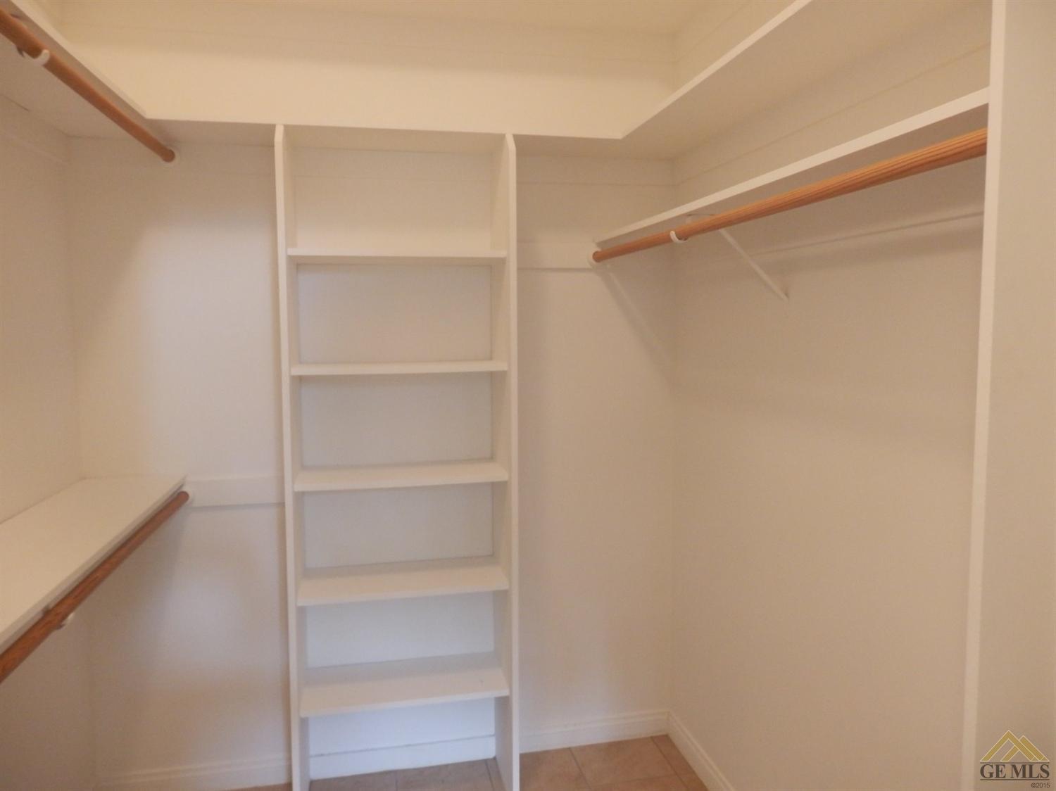 4001 Bridgewater Way Bakersfield, CA 93313 - Photo 19 of 25