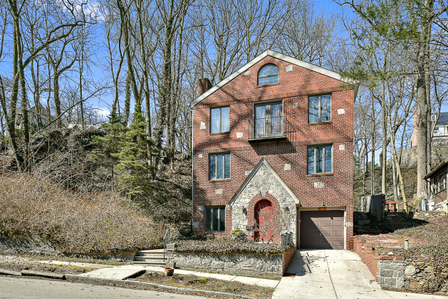 275 College Road, Unit Undisclosed Bronx, NY 10471 - Photo 3 of 26