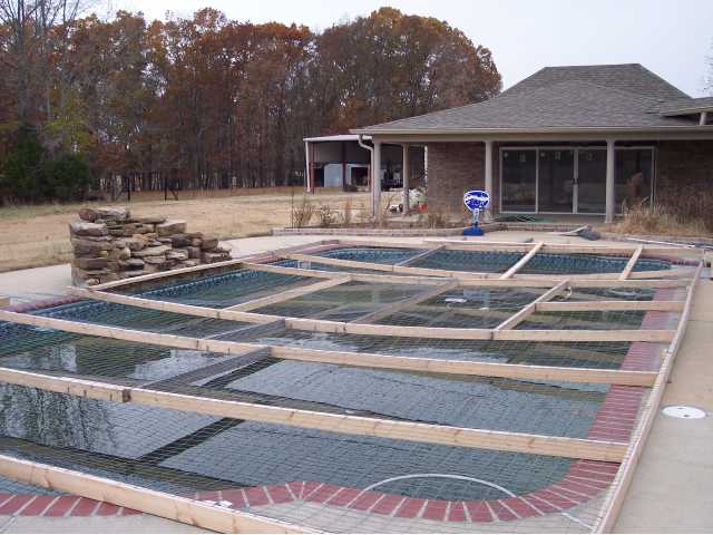 10305 Monroe Road Lakeland, TN 38002 - Photo 9 of 10 LOOKING TOWARD THE POOL AND POOL HOUSE. NOTE: THE POOL HOUSE IS NOT QUITE FINISHED - HAS FULL BATH & HOT WATER HEATER. IT WOULDN'T TAKE MUCH TO COMPLETE THE ROOM.