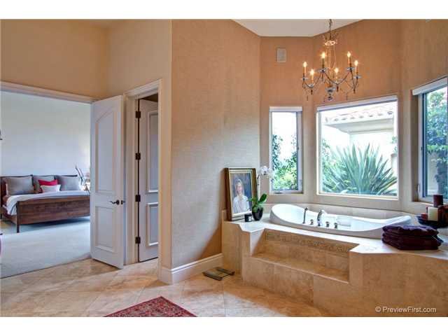 3939 Stonebridge Lane Rancho Santa Fe, CA 92024 - Photo 18 of 25