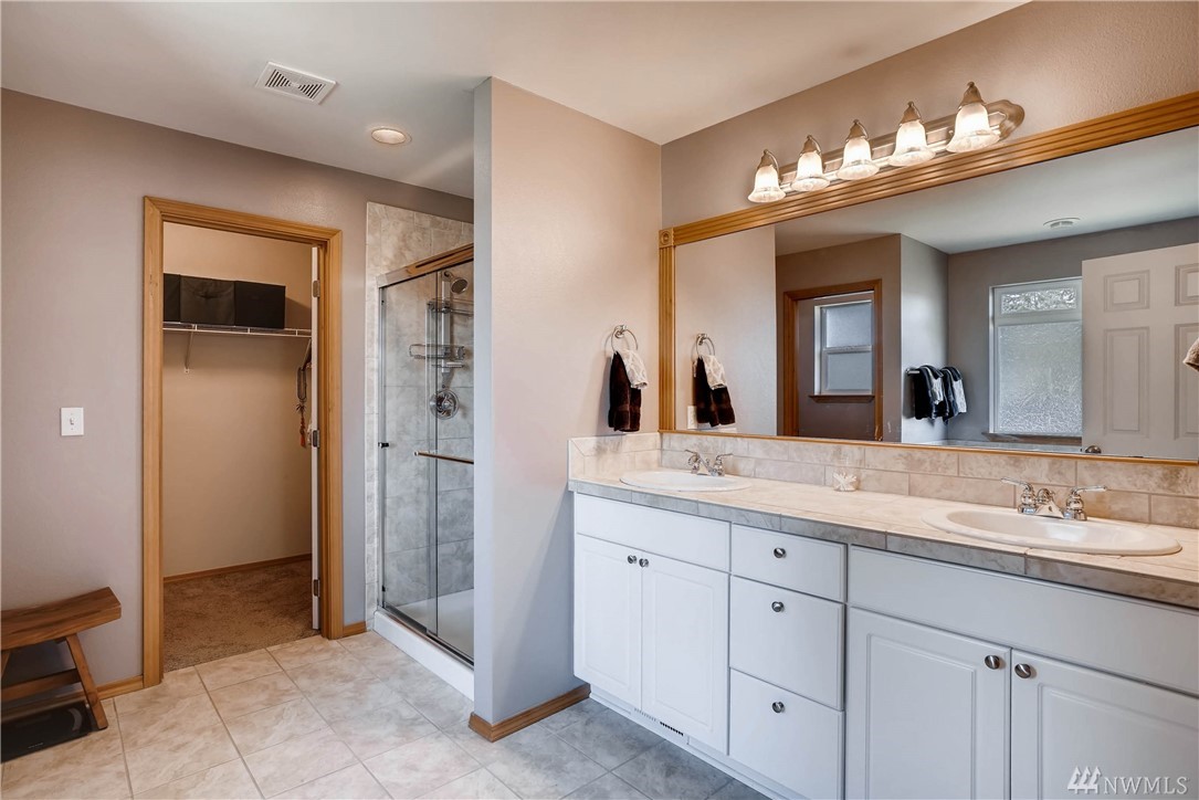 205 183rd Street Southwest, Unit B Bothell, WA 98012 - Photo 8 of 24