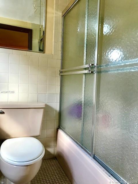 2424 Northwest 28th Street Miami, FL 33142 - Photo 11 of 24