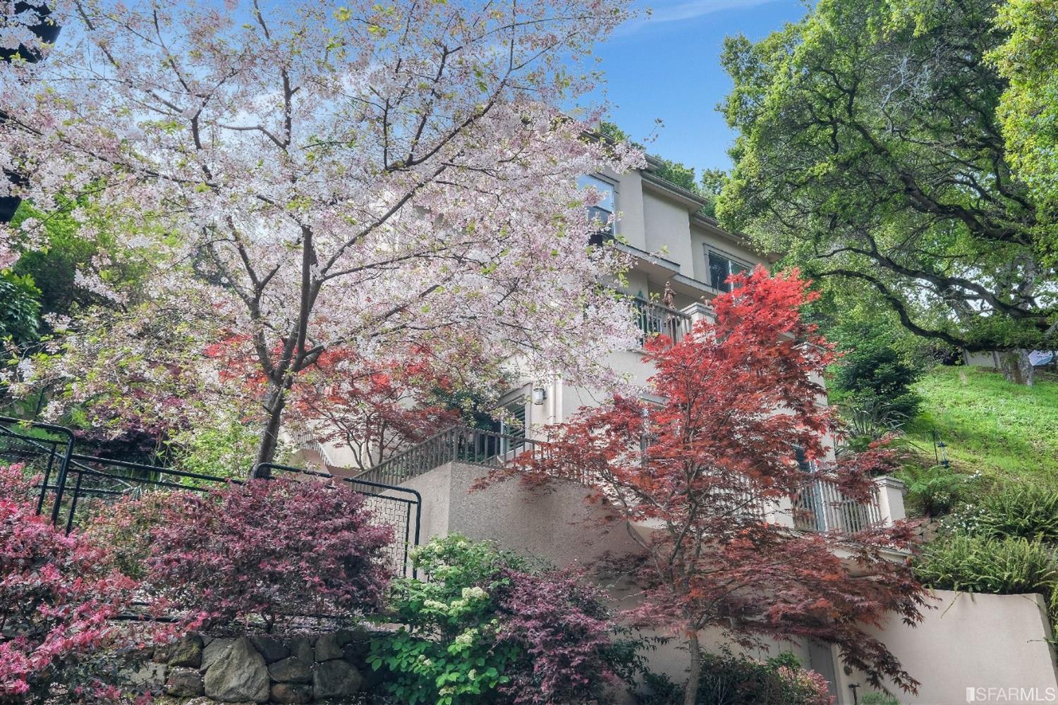 1072 Siler Place Berkeley, CA 94705 - Photo 3 of 44