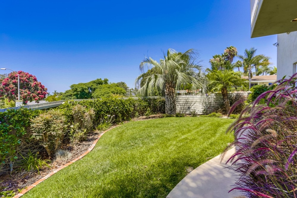 1502 Las Flores Drive Carlsbad, CA 92008 - Photo 20 of 22