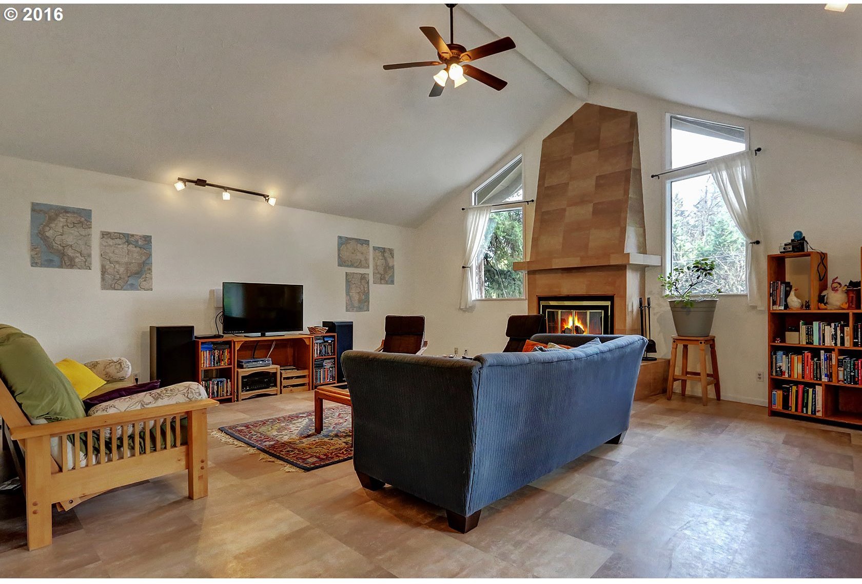 8017 Southwest Taylors Ferry Road Portland, OR 97223 - Photo 3 of 21 Gallery Image 3