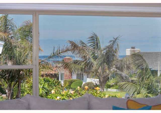 345 Ricardo Place La Jolla, CA 92037 - Photo 4 of 9 Ocean Views from Living Room