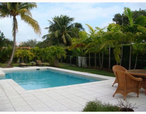 797 Ridgewood Road Key Biscayne, FL 33149 - Photo 16 of 16