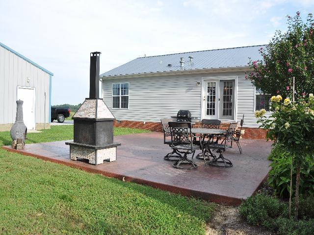 2700 Lock Hollow Road Dickson, TN 37055 - Photo 3 of 30 BACK
