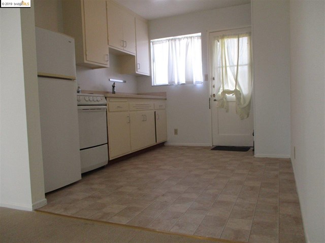 2410 Stuart Street Berkeley, CA 94705 - Photo 21 of 25