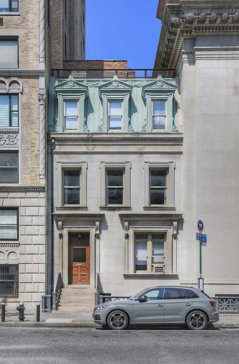 99 Central Park West Manhattan, NY 10023 - Photo 9 of 10