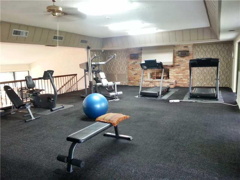 Emerald Hills Hollywood, FL 33021 - Photo 28 of 30