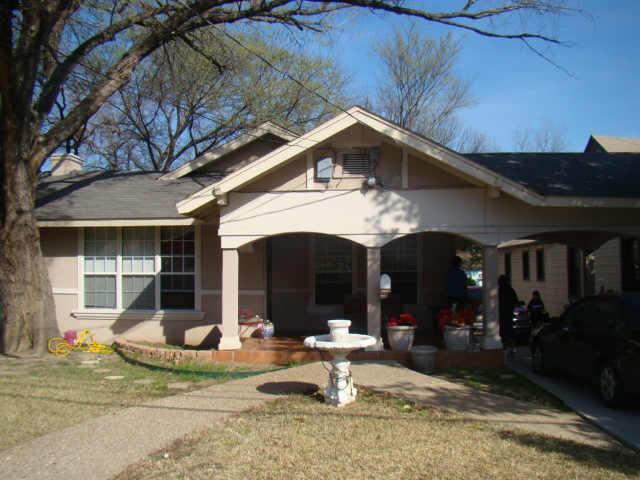 644 North Tyler Street Dallas, TX 75208 - Photo 1 of 1 Front View of Home
