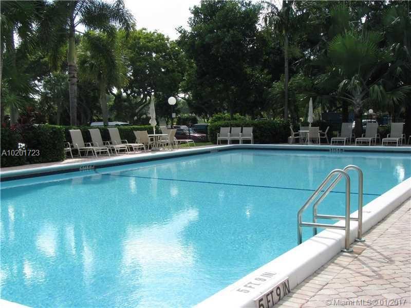2940 North Course Drive, Unit 604 Pompano Beach, FL 33069 - Photo 5 of 23