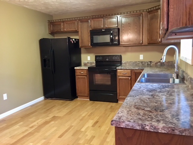 415 Clay Loop Savannah, TN 38372 - Photo 10 of 25 Gallery Image 10