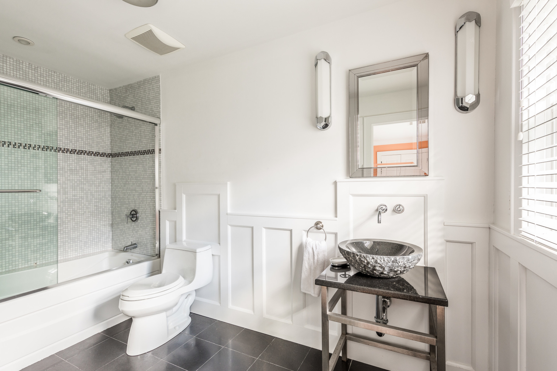 46 Winding Way East Hampton, NY 11937 - Photo 16 of 22