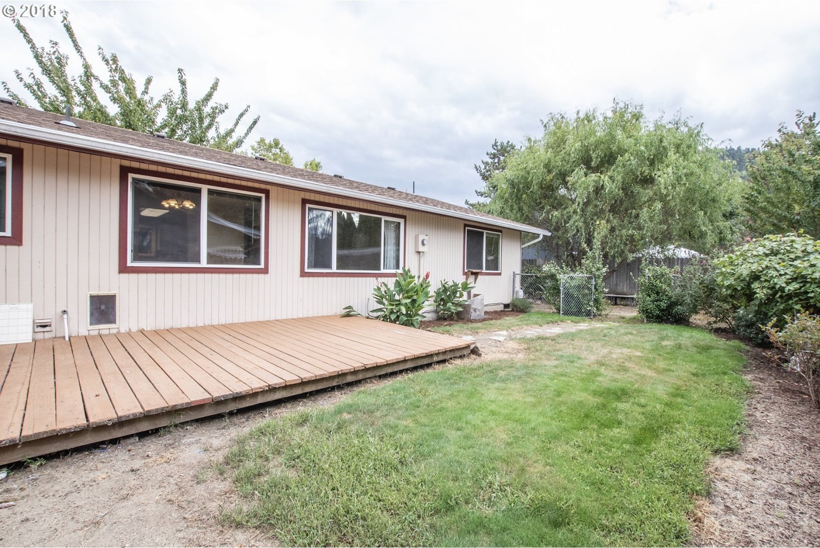264 64th Street Springfield, OR 97478 - Photo 19 of 27