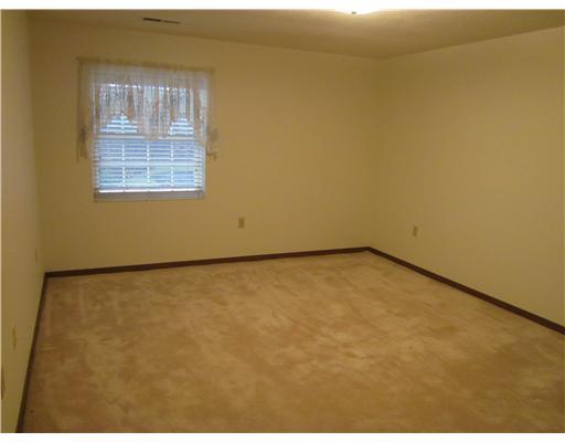 2850 Edgecliff Road, Unit 39 Lower Burrell, PA 15068 - Photo 6 of 8 Gallery Image 6