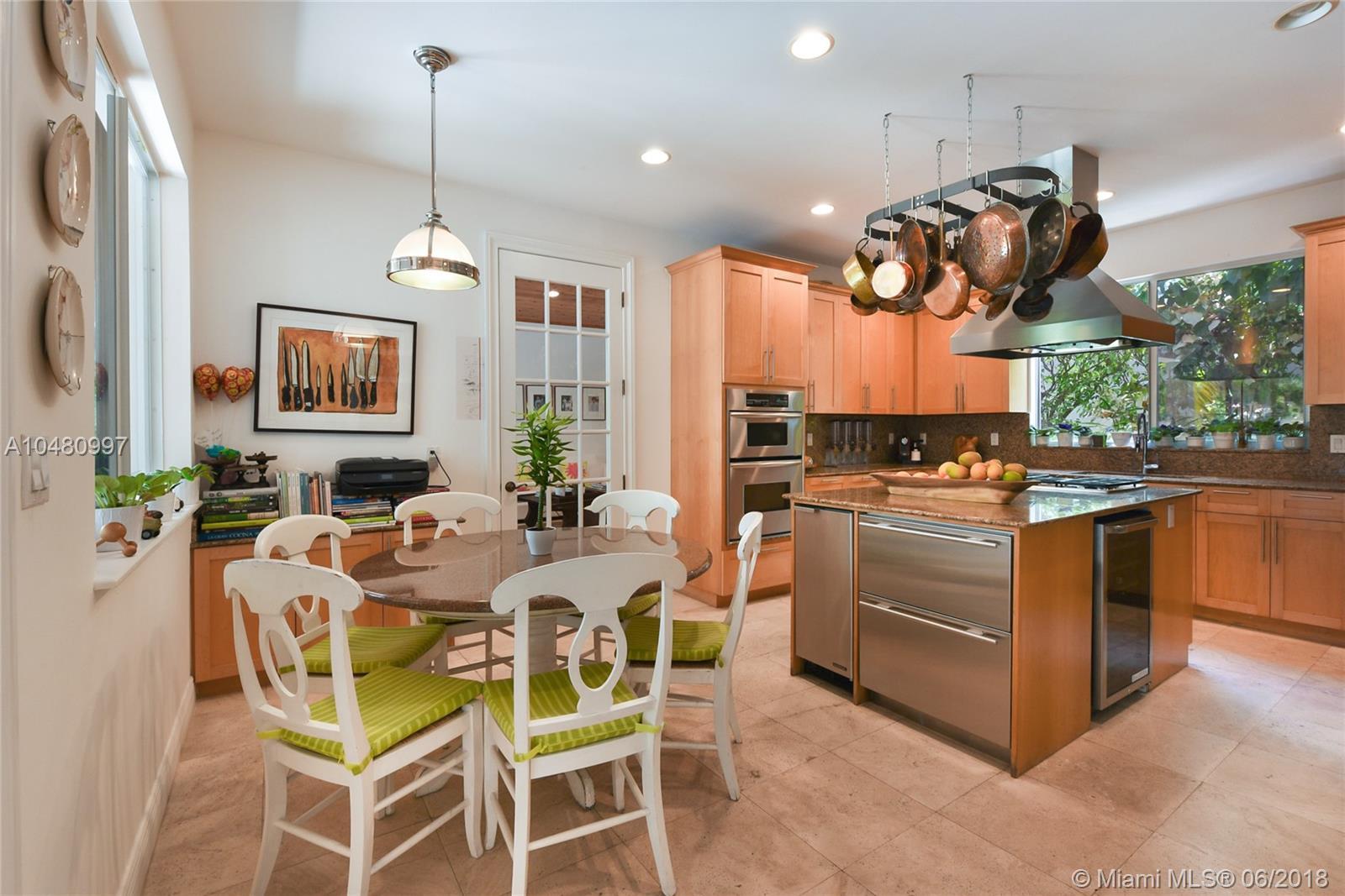 115 Hampton Lane Key Biscayne, FL 33149 - Photo 11 of 21 Gallery Image 11