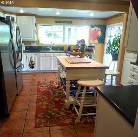 1227 Old Town Loop Road Oakland, OR 97462 - Photo 2 of 16 Gallery Image 2