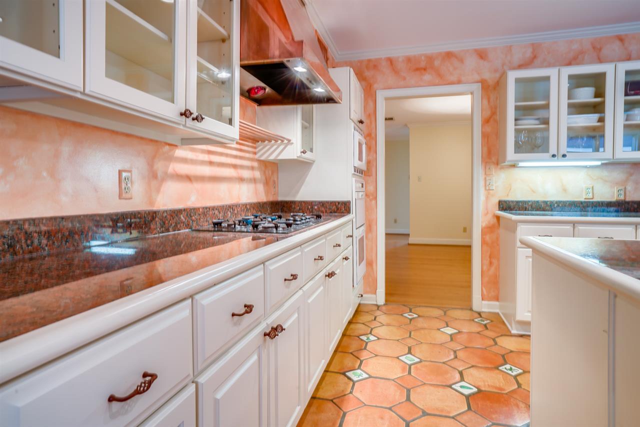 460 Greenfield Road Memphis, TN 38117 - Photo 13 of 25 Gallery Image 13