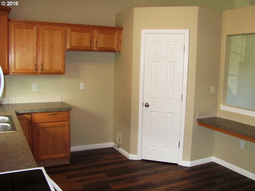 719 Northwest Meadow Ridge Street Camas, WA 98607 - Photo 6 of 20 Gallery Image 6