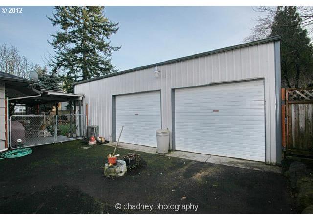 13610 Southeast Foster Road Portland, OR 97236 - Photo 3 of 16 Gallery Image 3