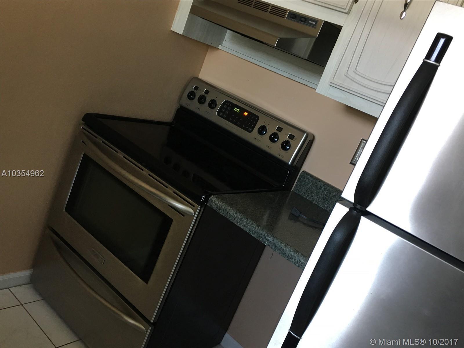 2016 Northeast 32nd Court, Unit 29 Lighthouse Point, FL 33064 - Photo 4 of 15