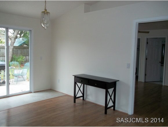 814 Queen Road St. Augustine, FL 32086 - Photo 6 of 19 Dining Room to Back Patio