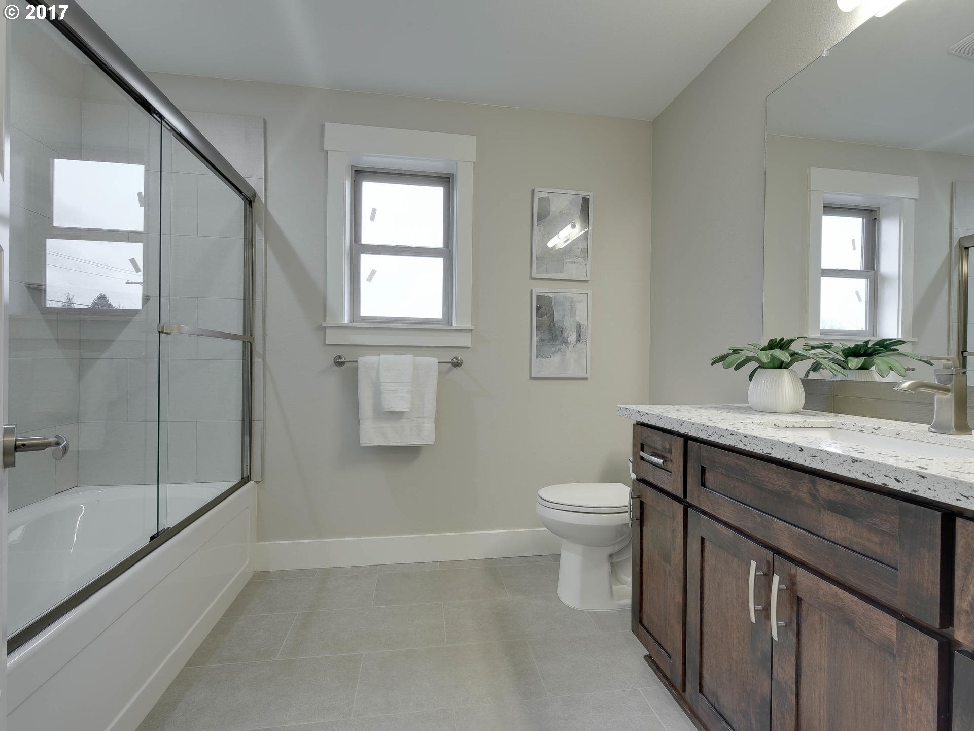 4852 Southeast Rural Street Portland, OR 97206 - Photo 19 of 32 Gallery Image 19