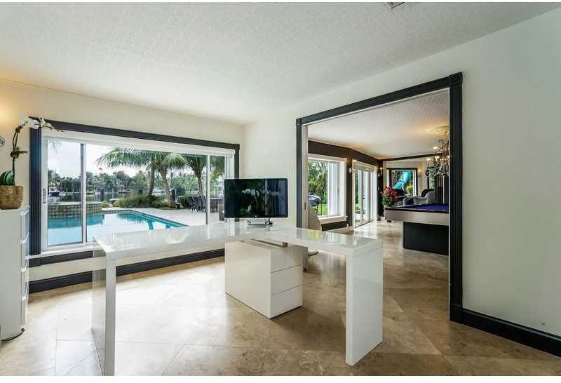 1437 Biscaya Drive Surfside, FL 33154 - Photo 9 of 26