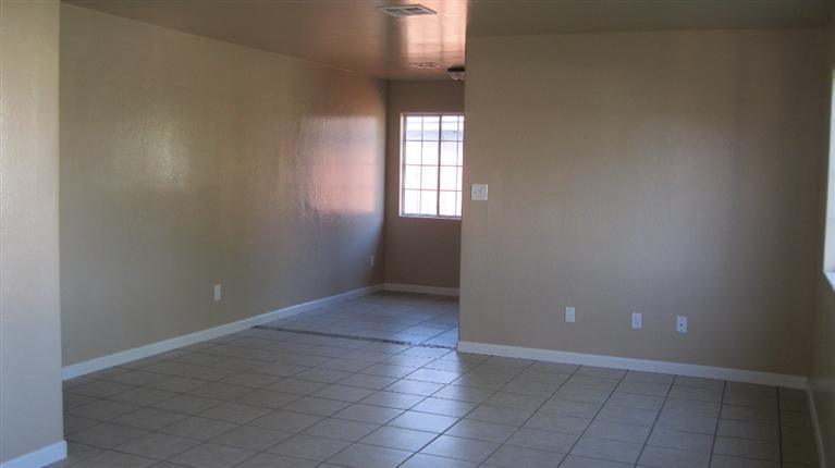 806 Haley Street Bakersfield, CA 93307 - Photo 2 of 10