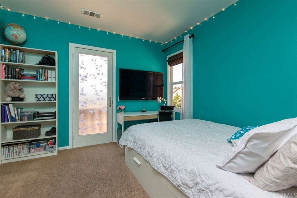 32009 Hummingbird Way Temecula, CA 92592 - Photo 24 of 40