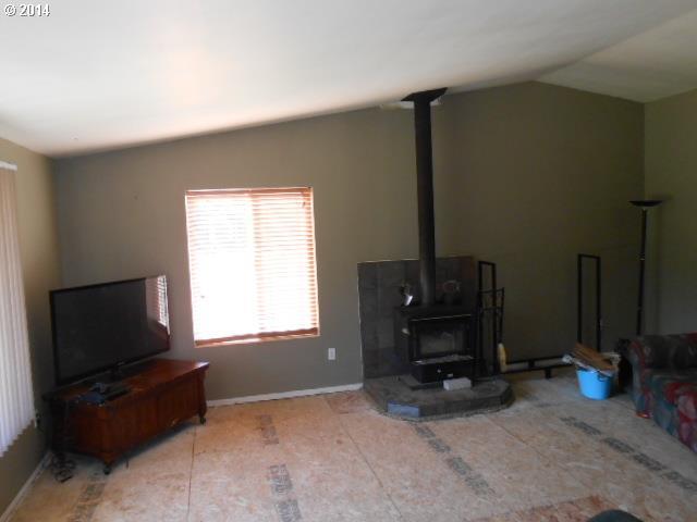 373 Powell Road Castle Rock, WA 98611 - Photo 3 of 12