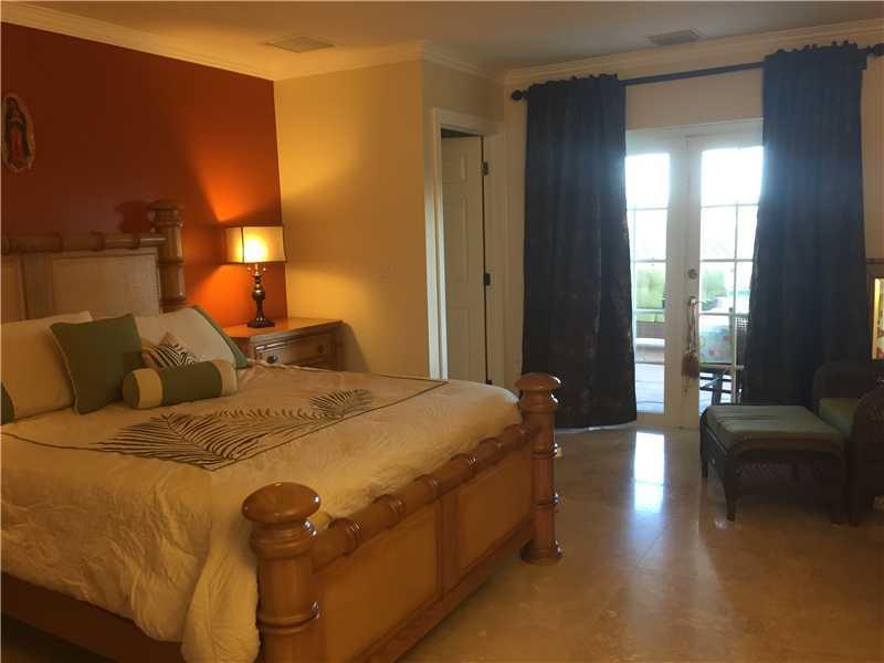 13721 Southwest 280th Terrace Homestead, FL 33033 - Photo 8 of 20