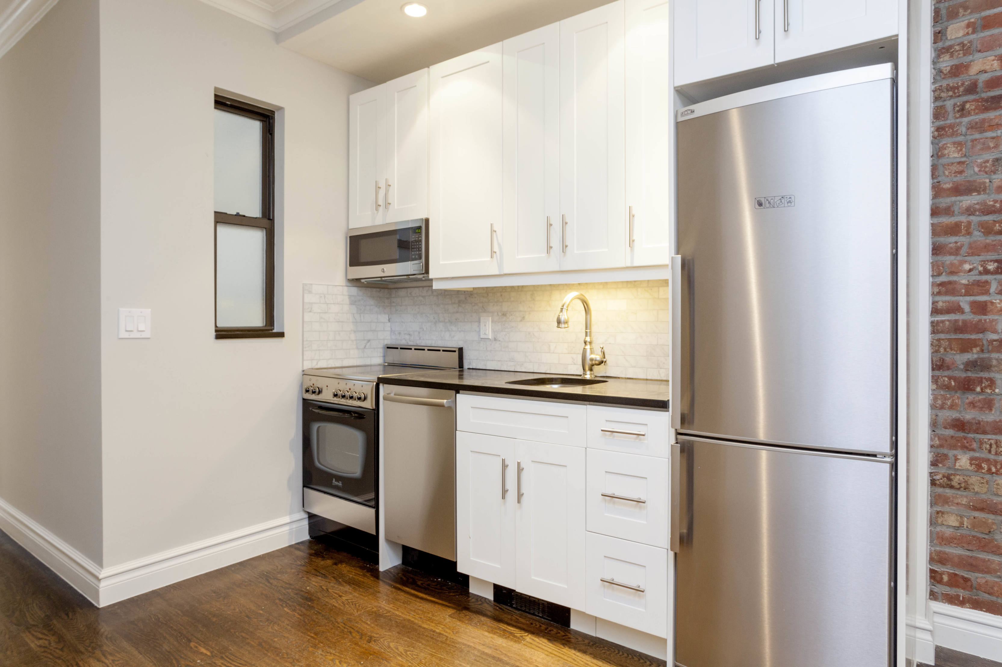 1703 2nd Avenue, Unit 3N Manhattan, NY 10128 - Photo 9 of 11